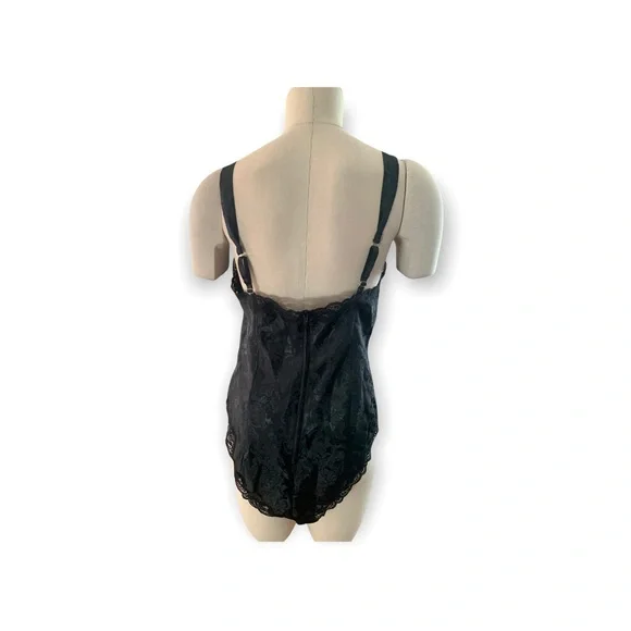 Gold label Victoria’s Secret black bode romper